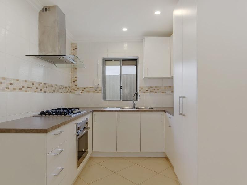 6/18 Waller Street, Rockingham WA 6168