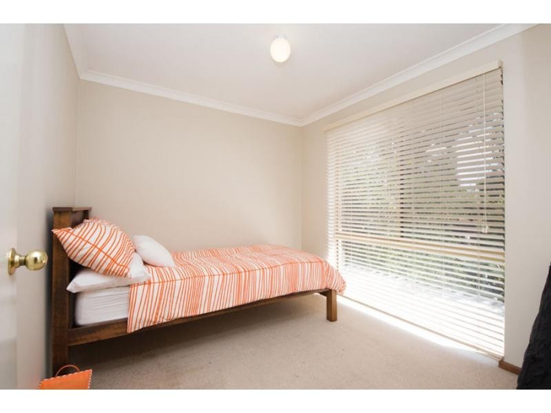 7 Rae Place, Leeming WA 6149
