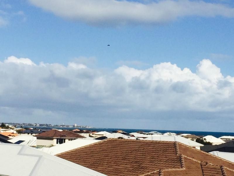 11 Barringarra Concourse, Madora Bay WA 6210