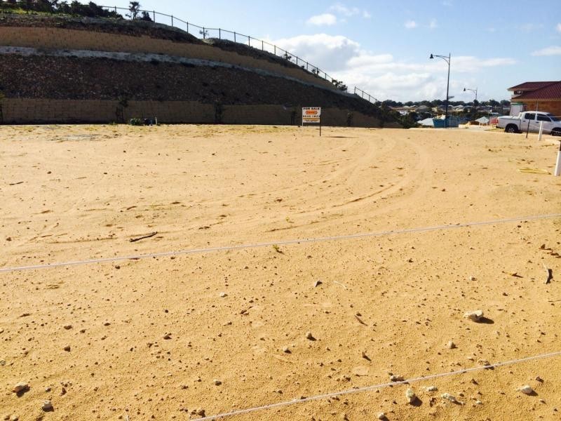 11 Barringarra Concourse, Madora Bay WA 6210