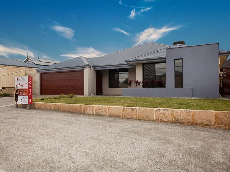 67 Yandella Promenade, Tapping WA 6065