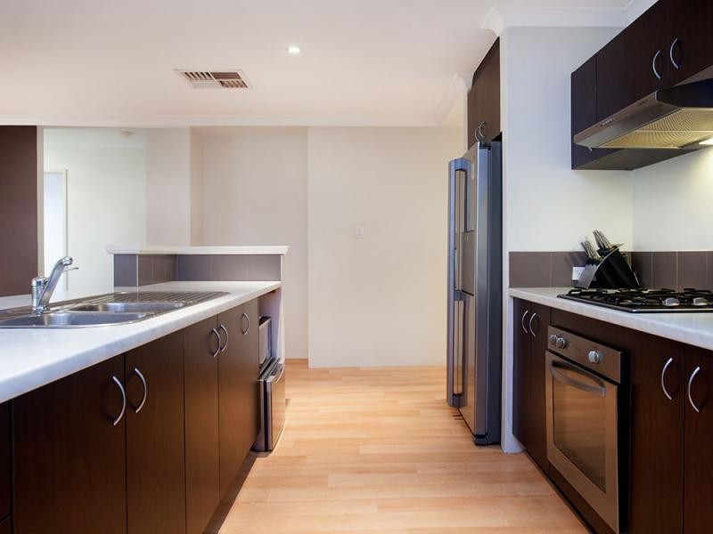 67 Yandella Promenade, Tapping WA 6065