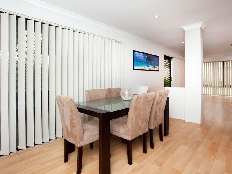 67 Yandella Promenade, Tapping WA 6065
