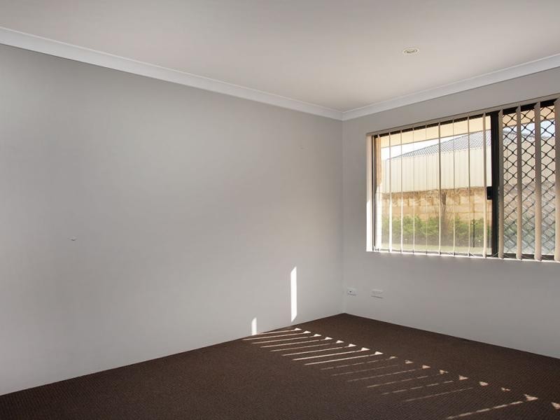 67 Yandella Promenade, Tapping WA 6065