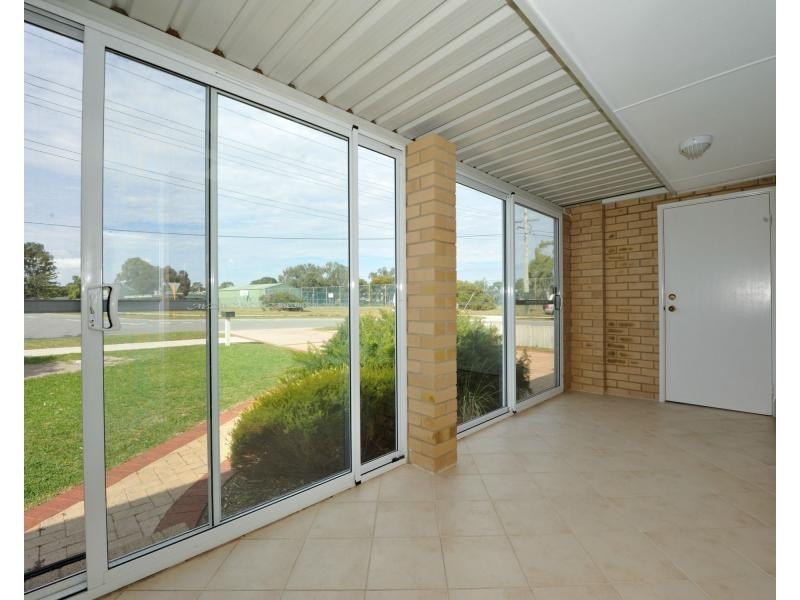 7 Ledgard Street, Rockingham WA 6168