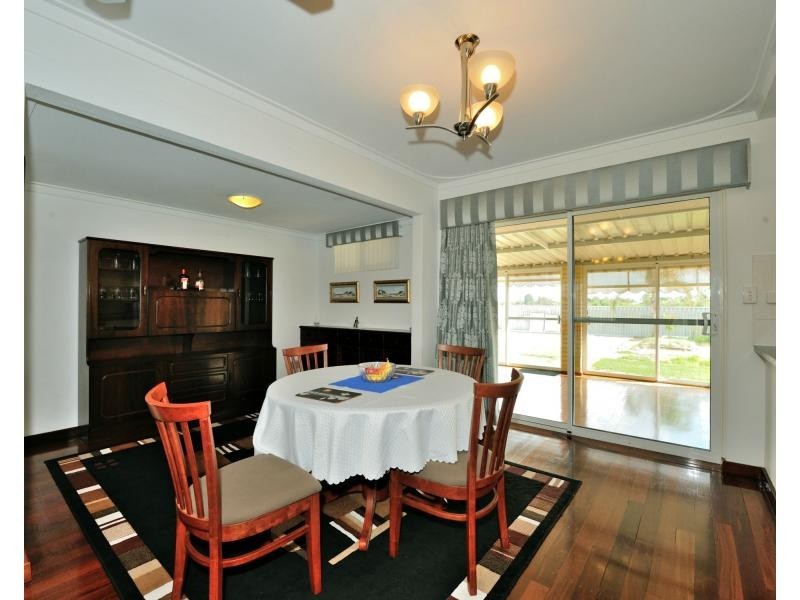 7 Ledgard Street, Rockingham WA 6168