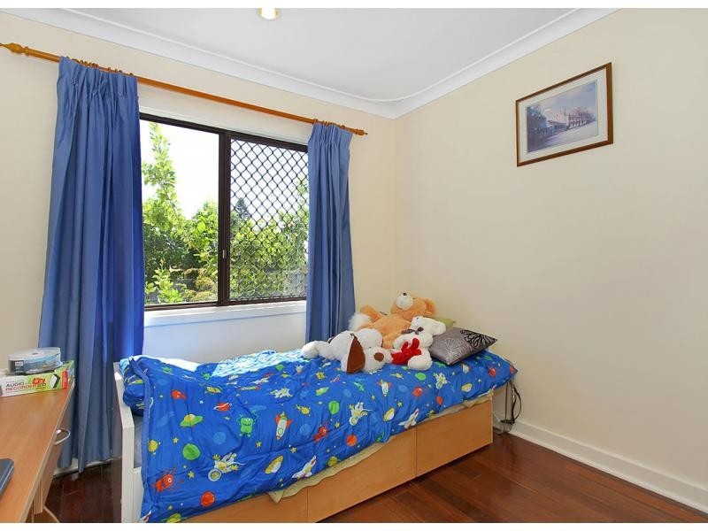 4 Cowie Place, Dianella WA 6059