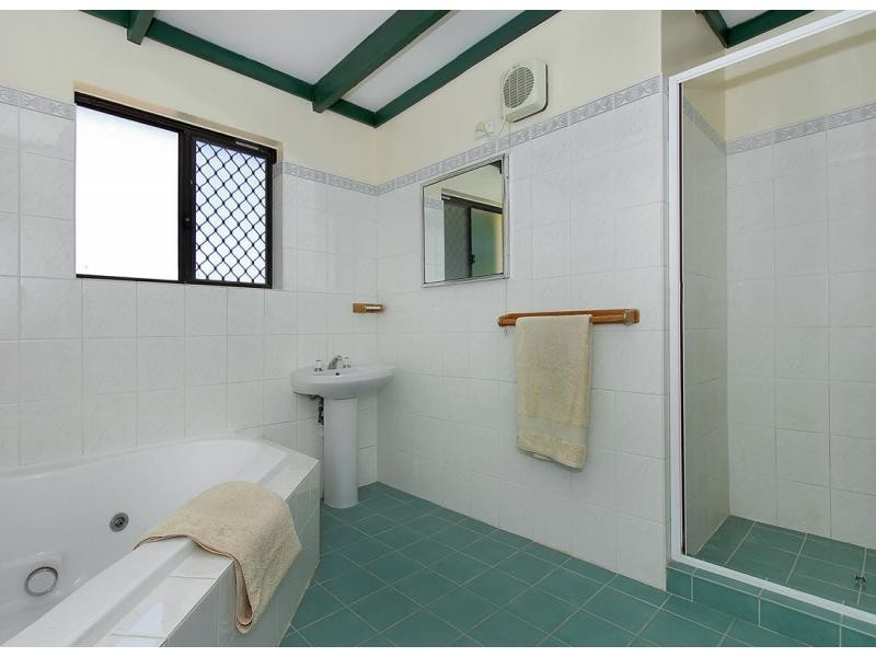 4 Cowie Place, Dianella WA 6059