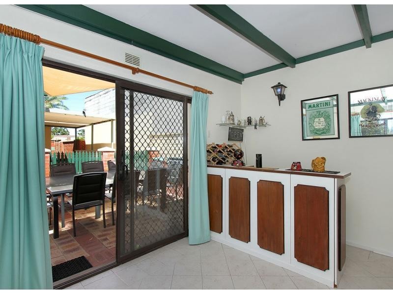 4 Cowie Place, Dianella WA 6059