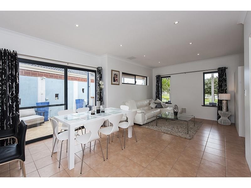 74 Waterfront Parkway, Shoalwater WA 6169