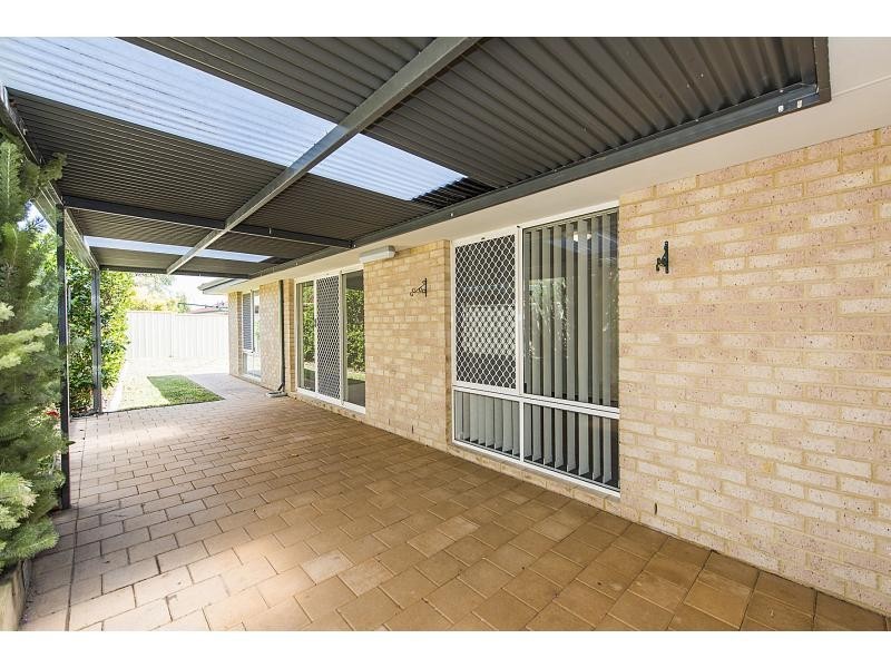 5 Hood Court, Port Kennedy WA 6172