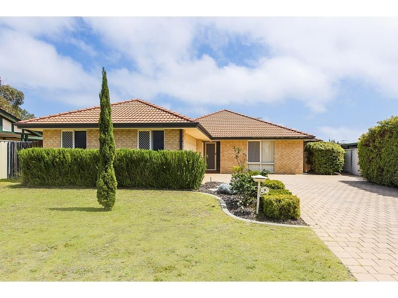 5 Hood Court, Port Kennedy WA 6172