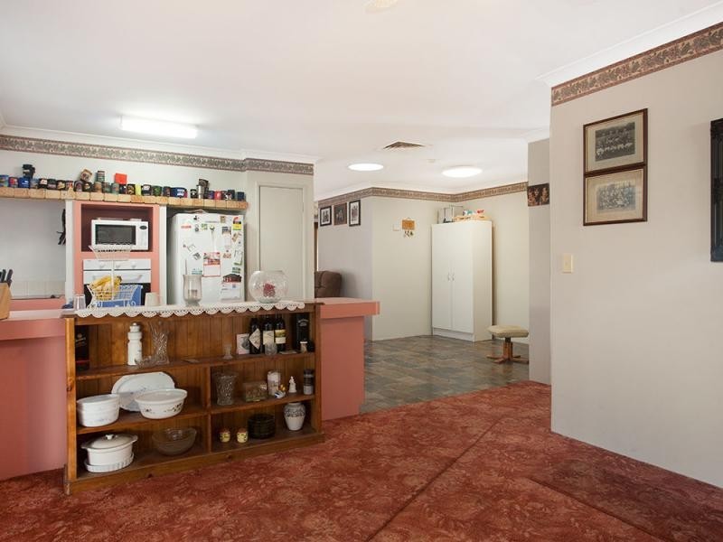 8 Sharpe Close, Waikiki WA 6169