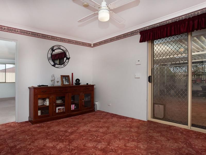 8 Sharpe Close, Waikiki WA 6169