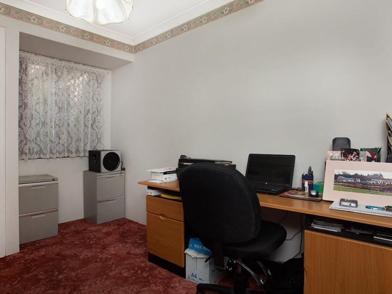 8 Sharpe Close, Waikiki WA 6169