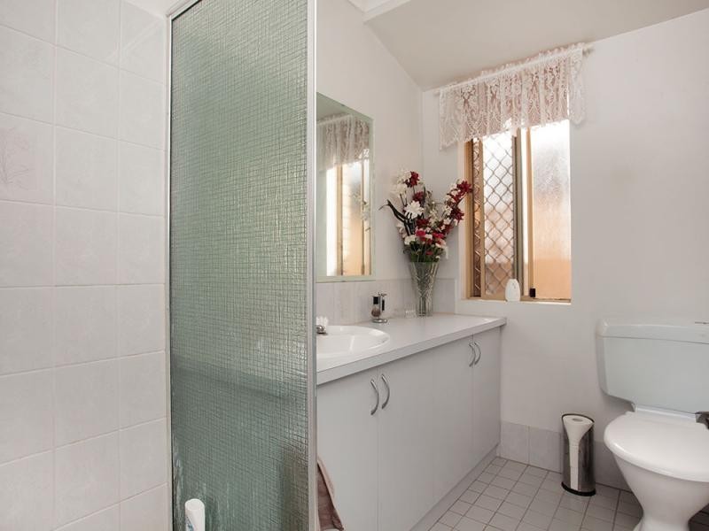 8 Sharpe Close, Waikiki WA 6169