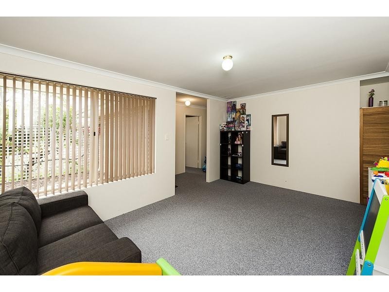 70 Murchison Road, Waikiki WA 6169