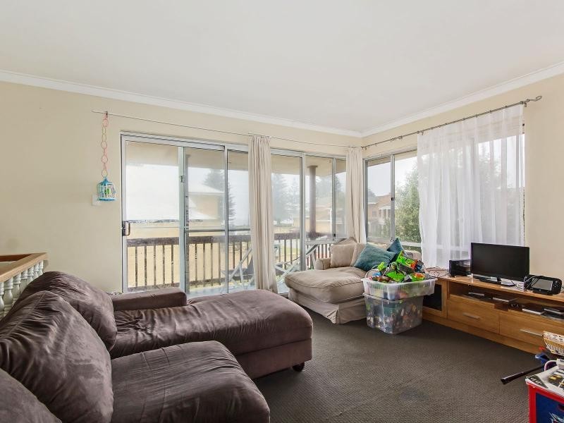 3 Vista Avenue, Rockingham WA 6168