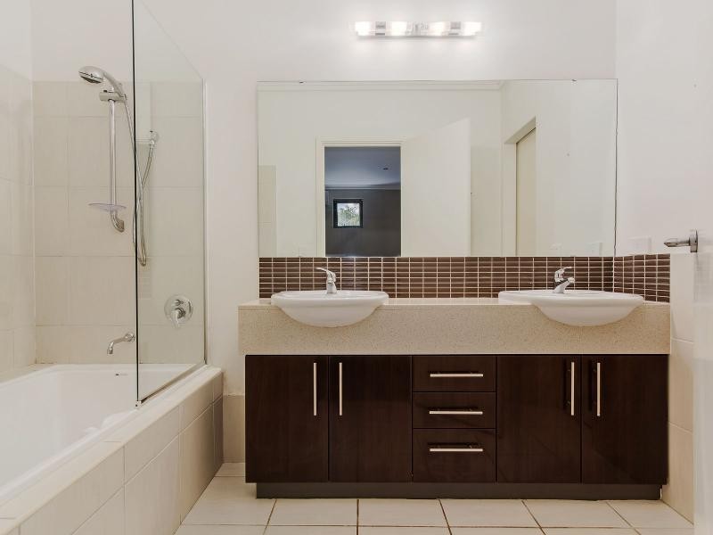 1/3 Sloan Street, Rockingham WA 6168