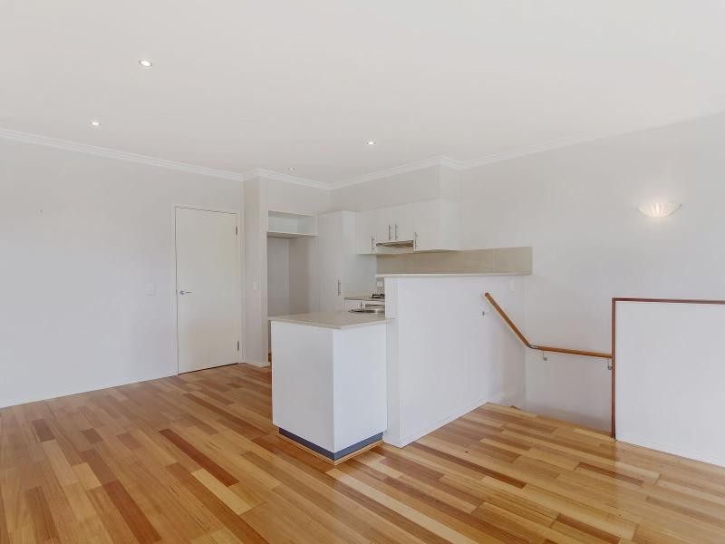 1/3 Sloan Street, Rockingham WA 6168