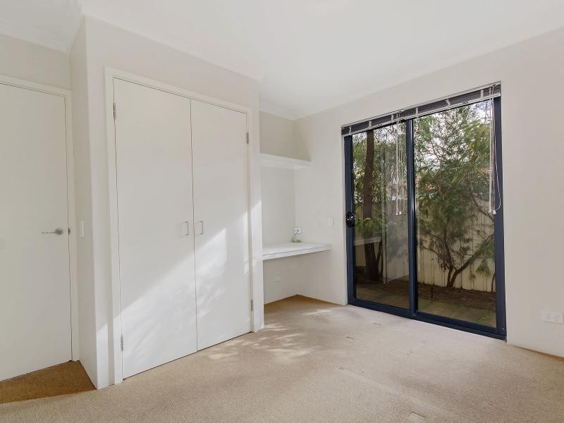 1/3 Sloan Street, Rockingham WA 6168