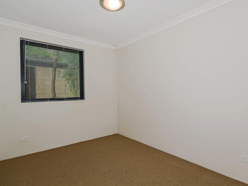 1/3 Sloan Street, Rockingham WA 6168