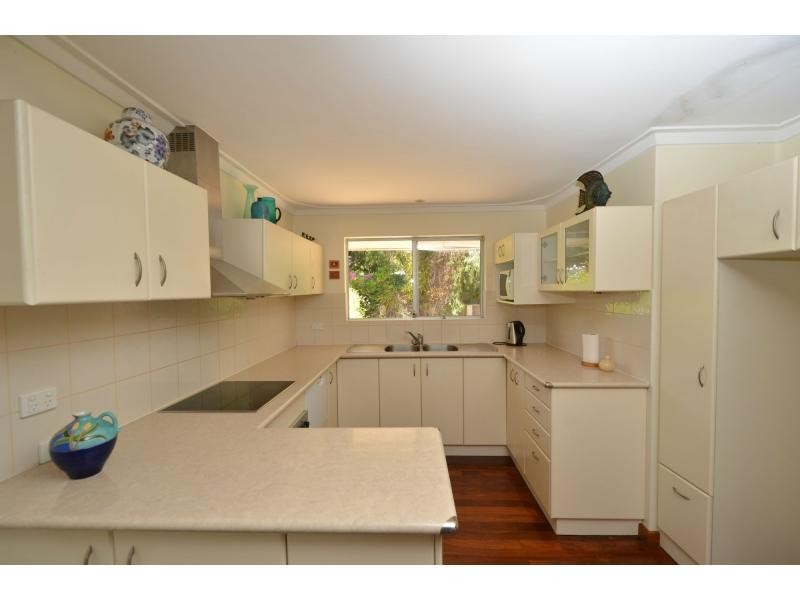 119 Elliott Road, Karrinyup WA 6018