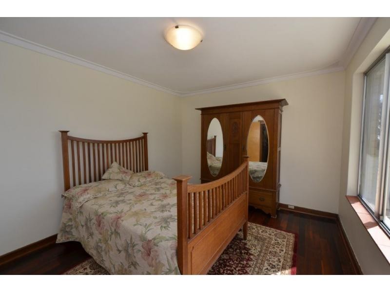 119 Elliott Road, Karrinyup WA 6018