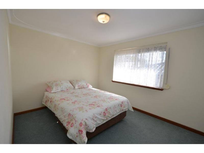 119 Elliott Road, Karrinyup WA 6018