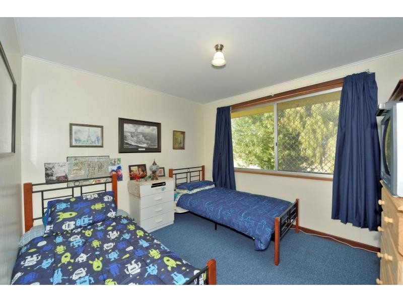 61 Crystaluna Drive, Golden Bay WA 6174