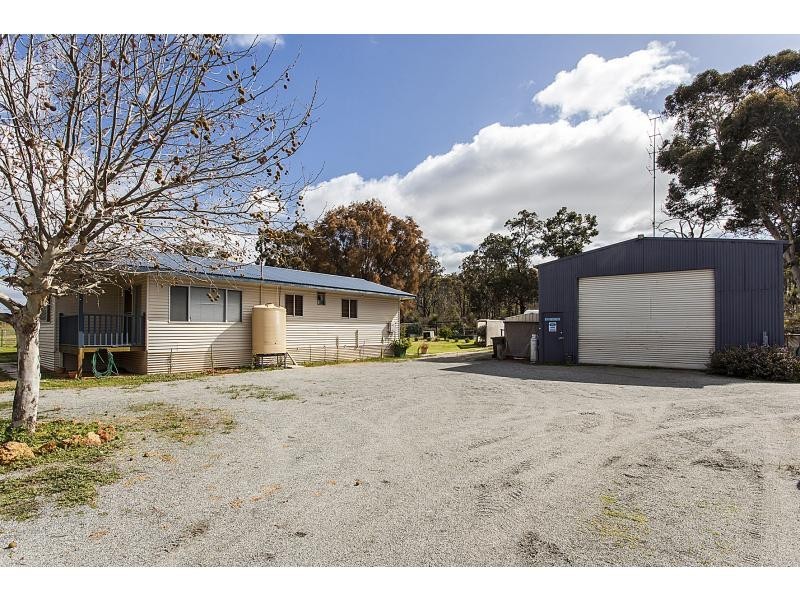 L21 Biasin Road, Bakers Hill WA 6562