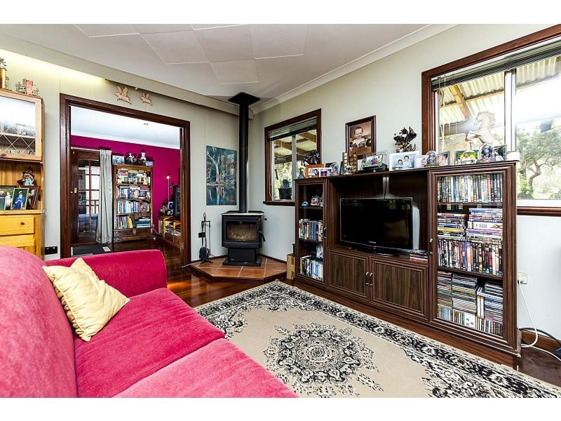 L21 Biasin Road, Bakers Hill WA 6562