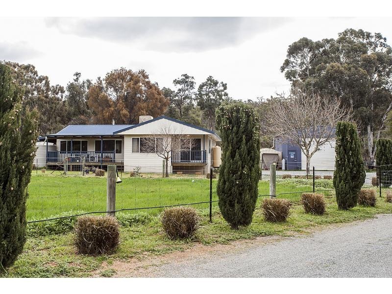 L21 Biasin Road, Bakers Hill WA 6562