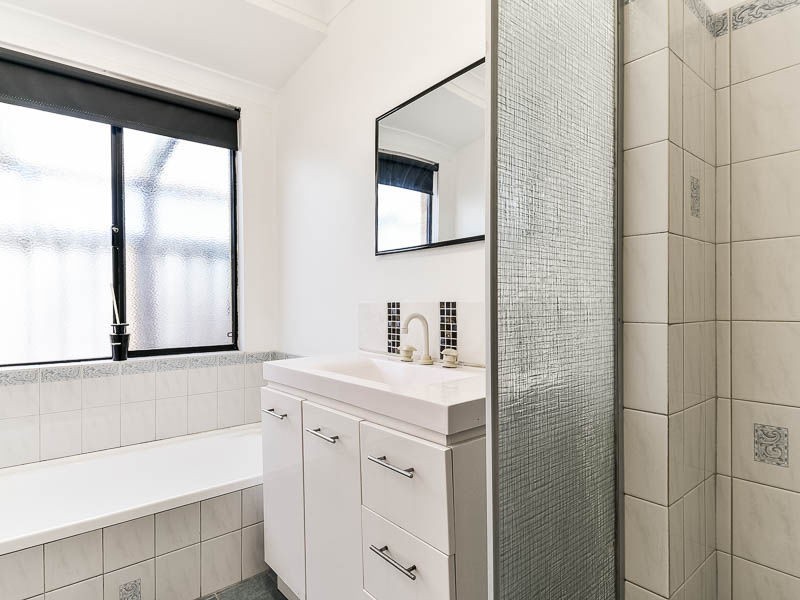 1 Millstream Place, Success WA 6164