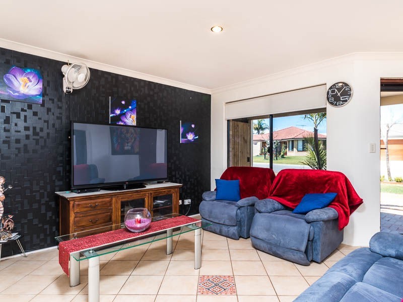 1 Millstream Place, Success WA 6164