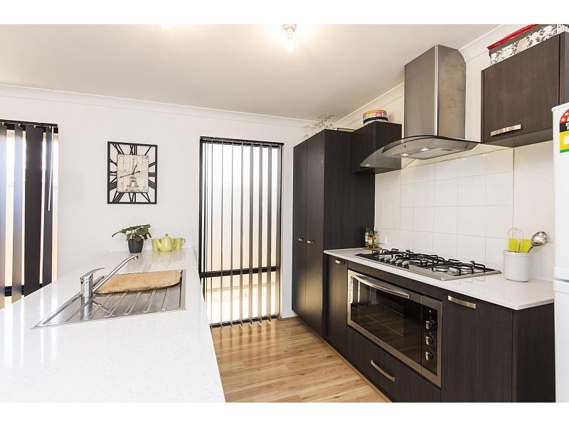 4 Mansfield Avenue, Butler WA 6036