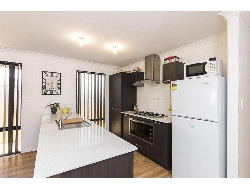 4 Mansfield Avenue, Butler WA 6036