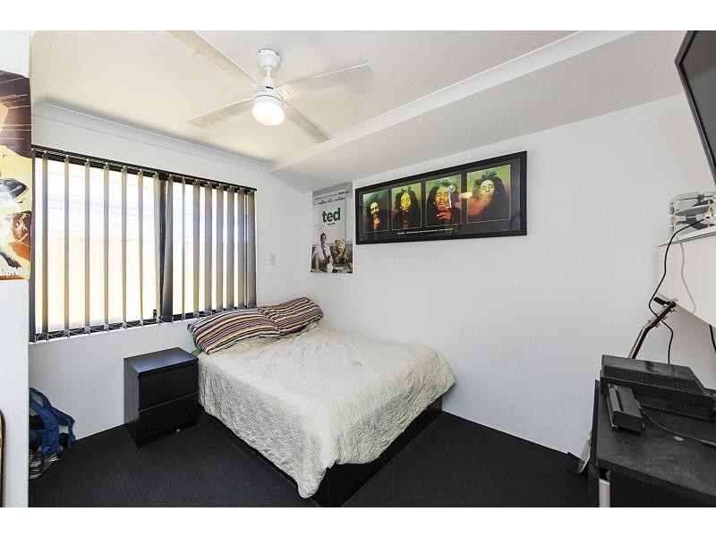 4 Mansfield Avenue, Butler WA 6036