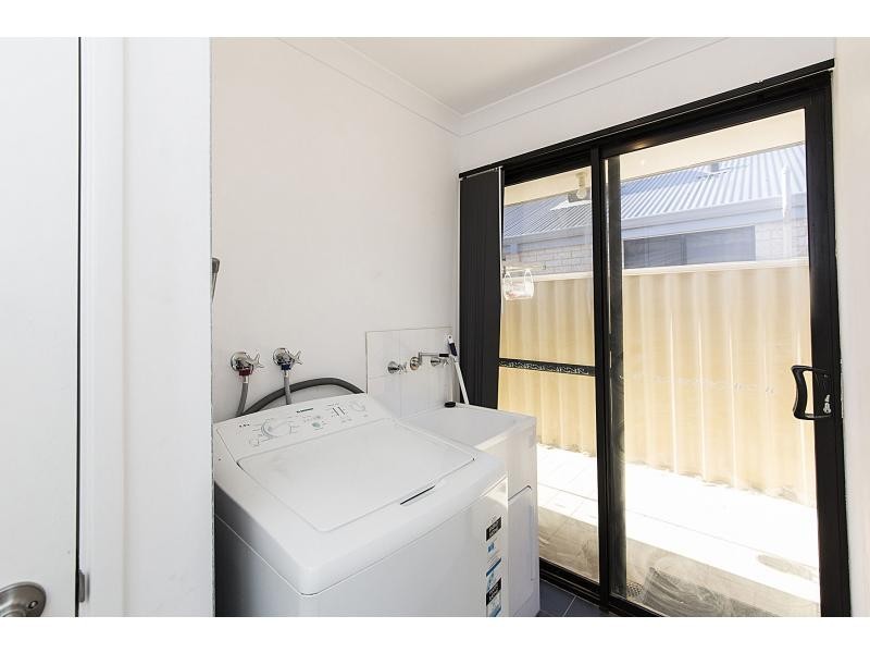 4 Mansfield Avenue, Butler WA 6036