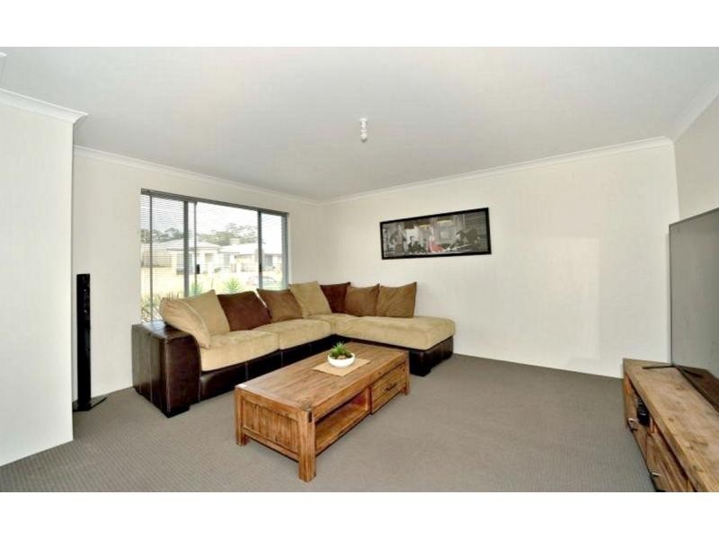 181 Pebble Beach Boulevard, Meadow Springs WA 6210