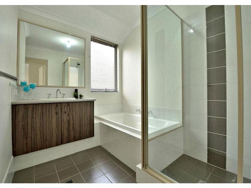 181 Pebble Beach Boulevard, Meadow Springs WA 6210