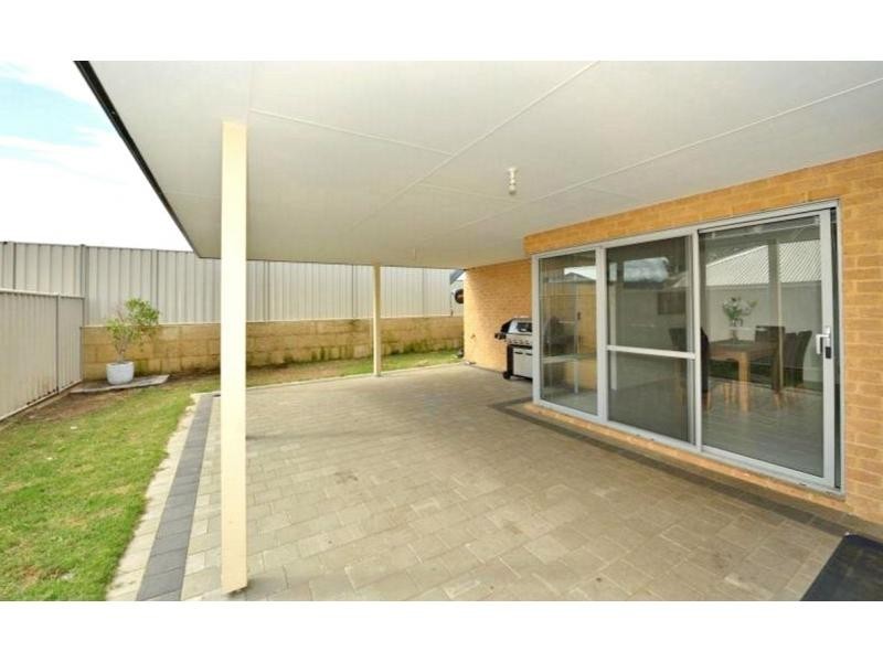 181 Pebble Beach Boulevard, Meadow Springs WA 6210