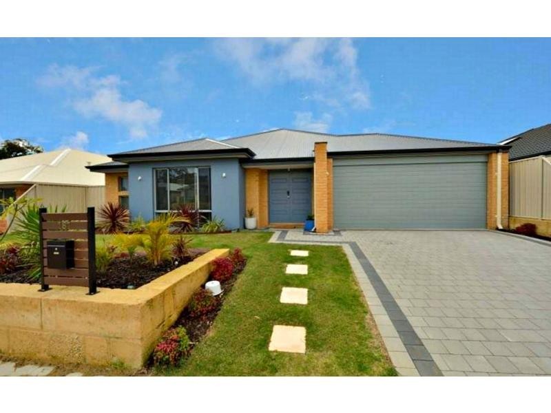 181 Pebble Beach Boulevard, Meadow Springs WA 6210