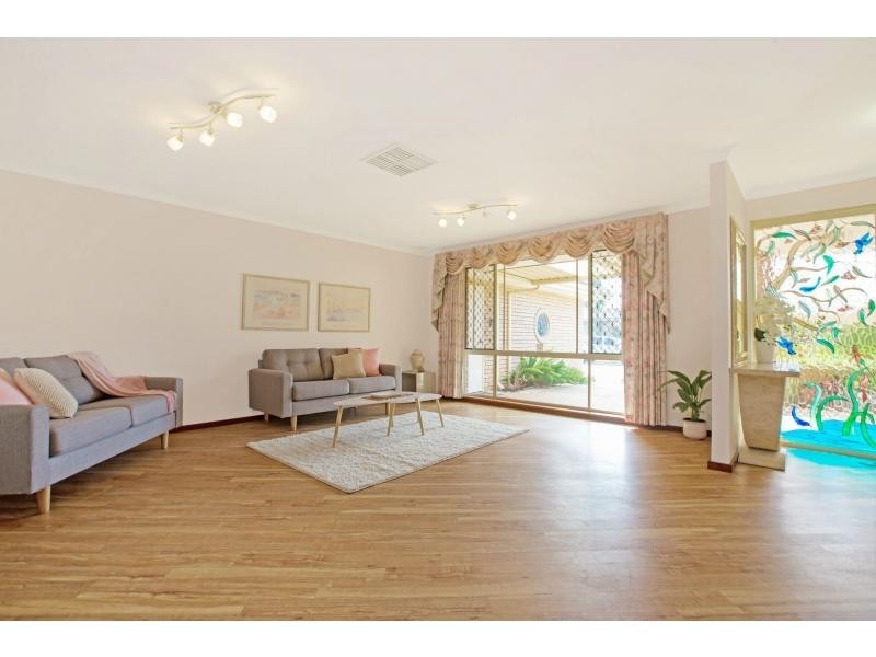 15 Westward Street, Willetton WA 6155