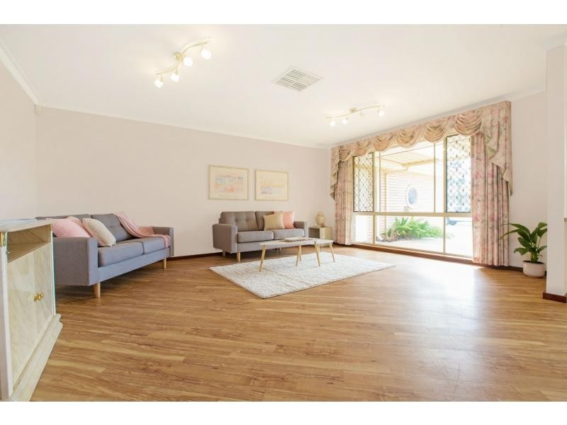 15 Westward Street, Willetton WA 6155