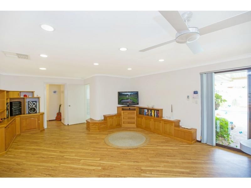 15 Westward Street, Willetton WA 6155