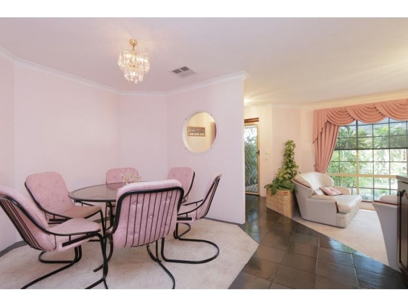 7 Hillview Rise, Cooloongup WA 6168