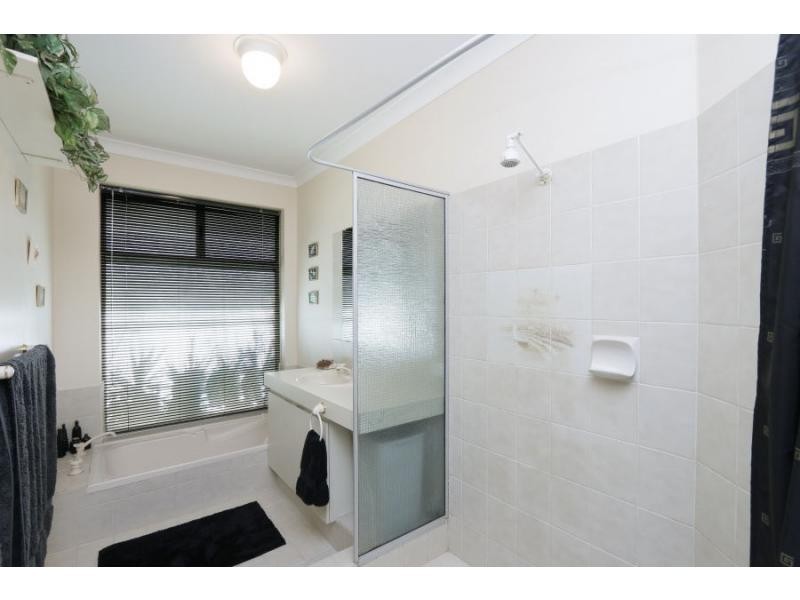 7 Hillview Rise, Cooloongup WA 6168