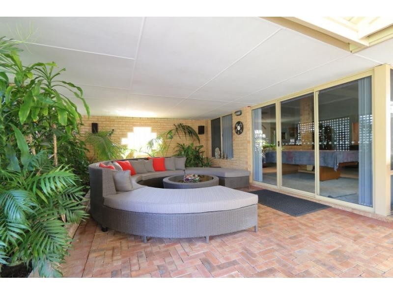 7 Hillview Rise, Cooloongup WA 6168