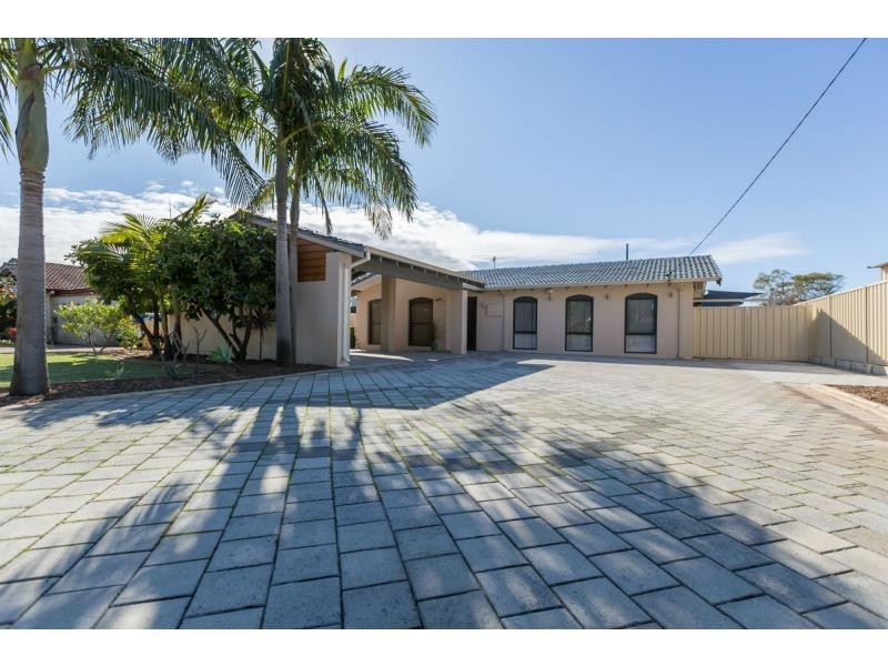 27 Endeavour Avenue, Bull Creek WA 6149